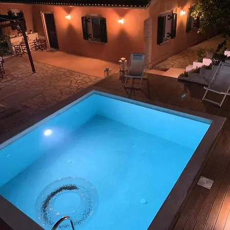 Theano Сasa de vacaciones Gáios